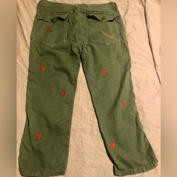 🌴🤩 THE GREAT OLIVE GREEN CROPPED PANTS W/ HEART ❤️ EMBROIDERY. SIZE 27🙌 - Picture 10 of 14